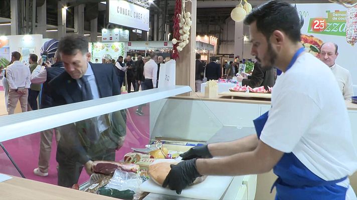 L'Informatiu - La nova cuina i l'innovació omplen el Gastronomic Forum