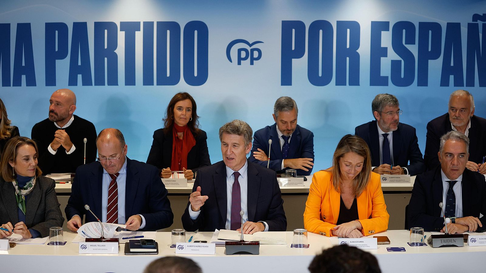 Feijóo sostiene que el caso del fiscal general haría "caer" a un presidente "decente" - Informativo 24h | Ver