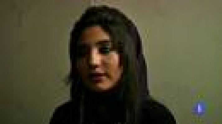 Telediario 1 - Amenazas de muerte por cantar