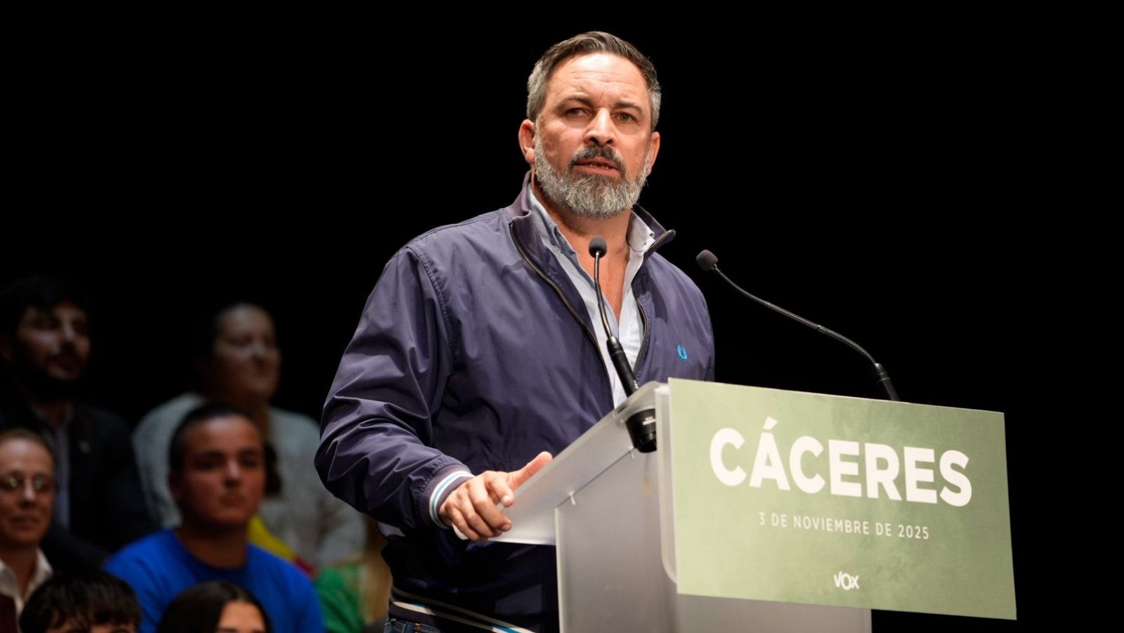 Abascal exige al PP rechazar el Pacto Verde y la "inmigración masiva" - Telediario 1 | Ver