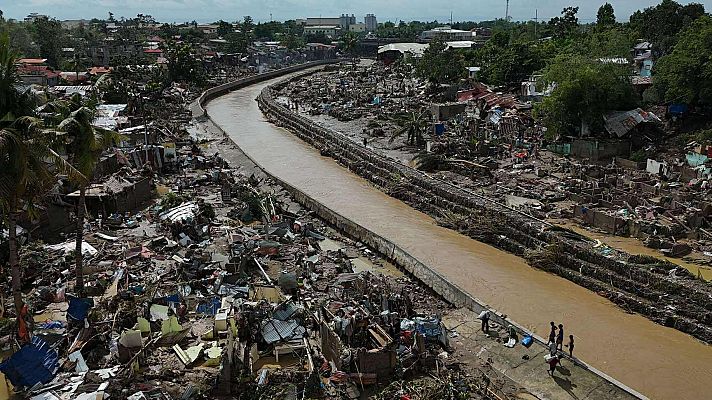 Informativo 24h - El tifón Kalmaegi deja en Filipinas más de un millón de afectados en 241 municipios