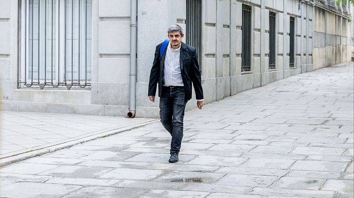 Telediario 2 - Tres periodistas revelan que tuvieron acceso al mail de González Amador antes que el fiscal general