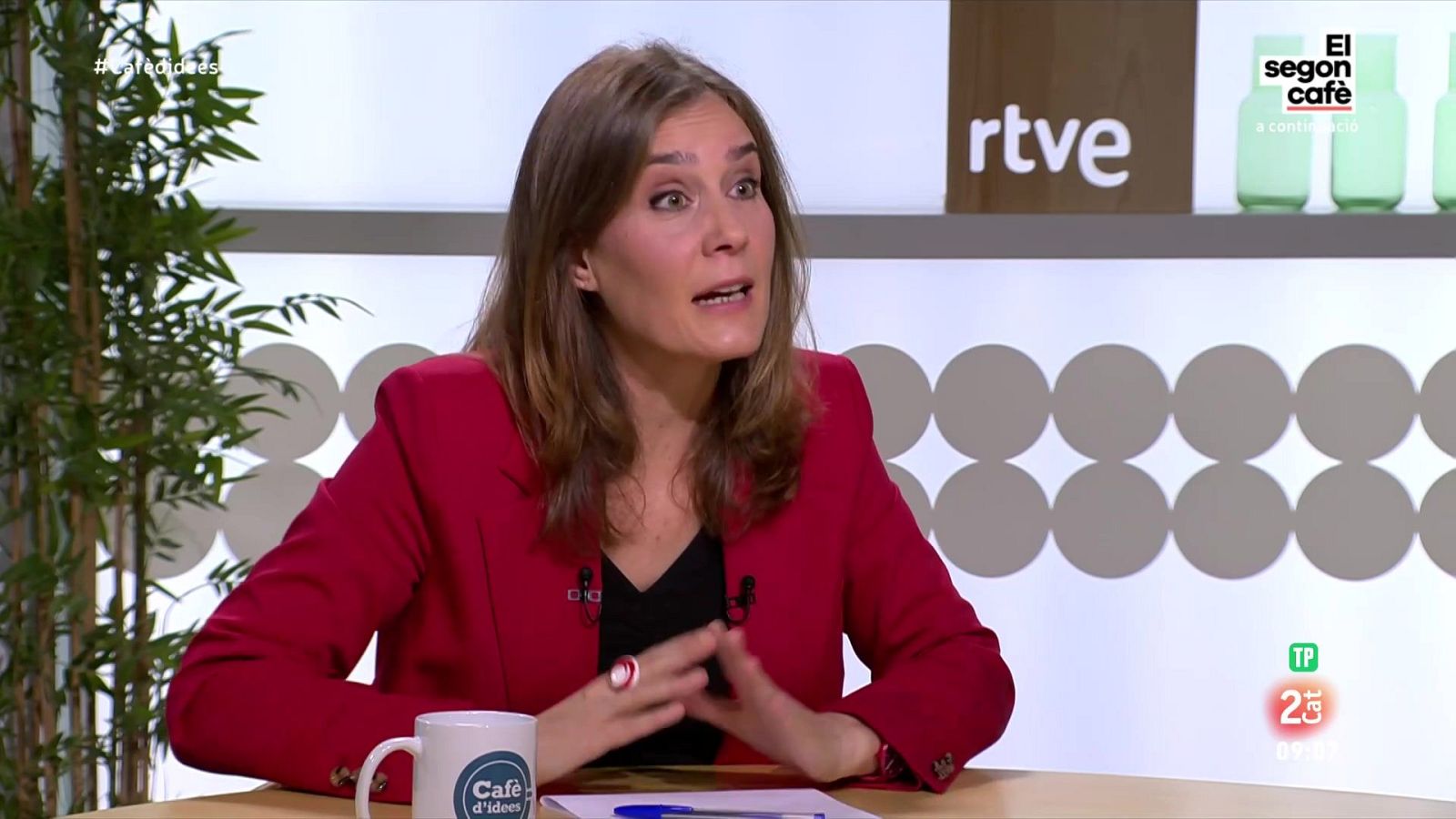 Jéssica Albiach: "El 'teatrillo' de Junts només beneficia PP i Vox"