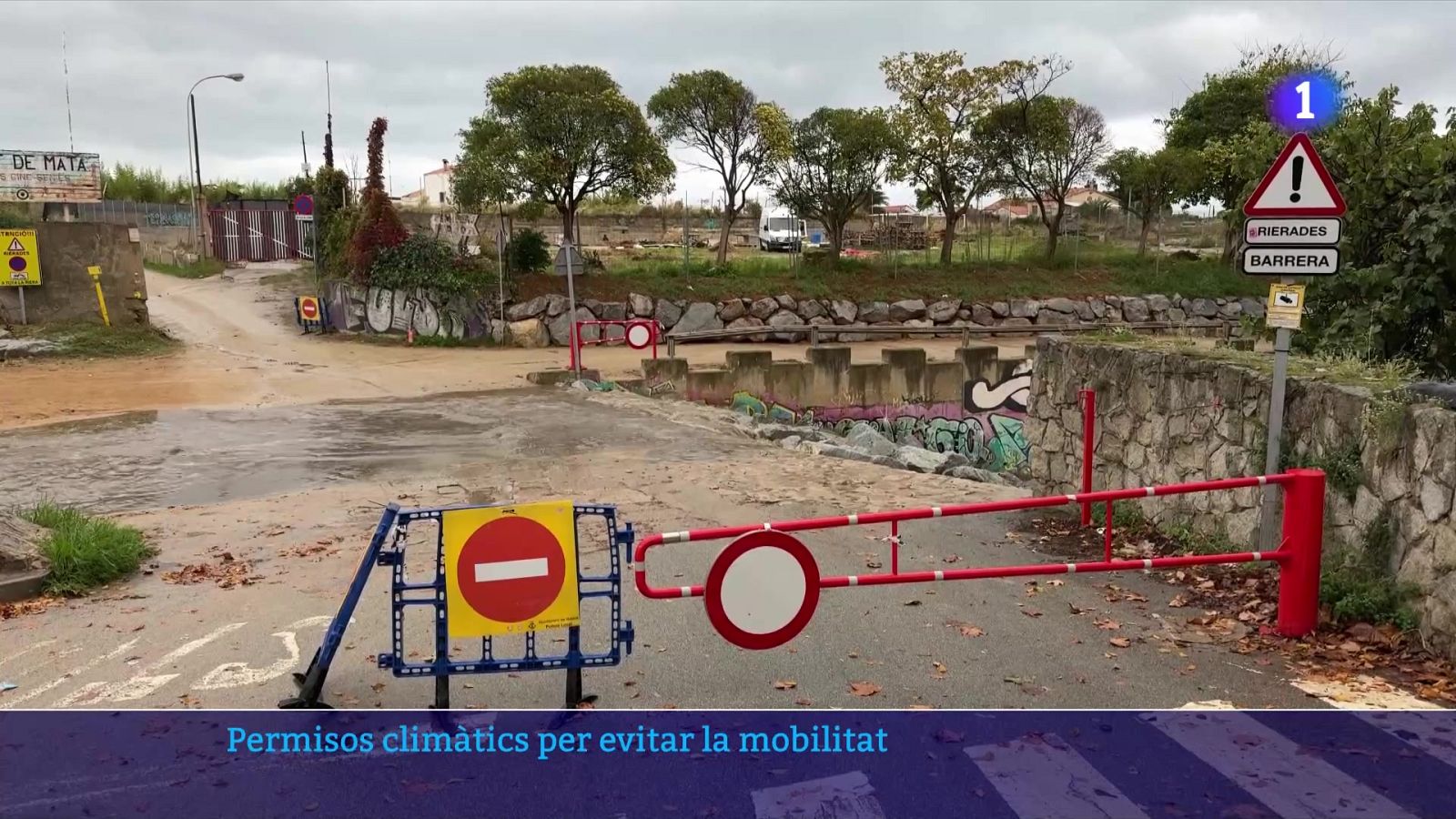 Protecció civil activa els permisos climàtics per evitar la mobilitat en cas de pluja - L'Informatiu | Veure
