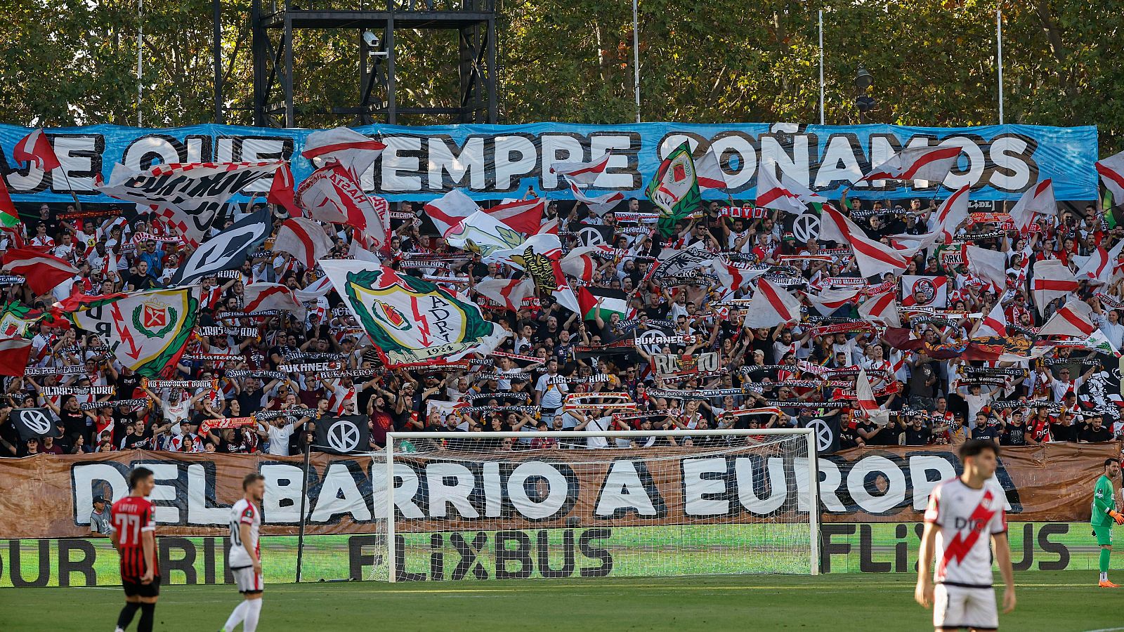 Rayo Vallecano - Lech Poznan: un detenido tras una pelea de ultras - Los Deportes de La1 | Ver
