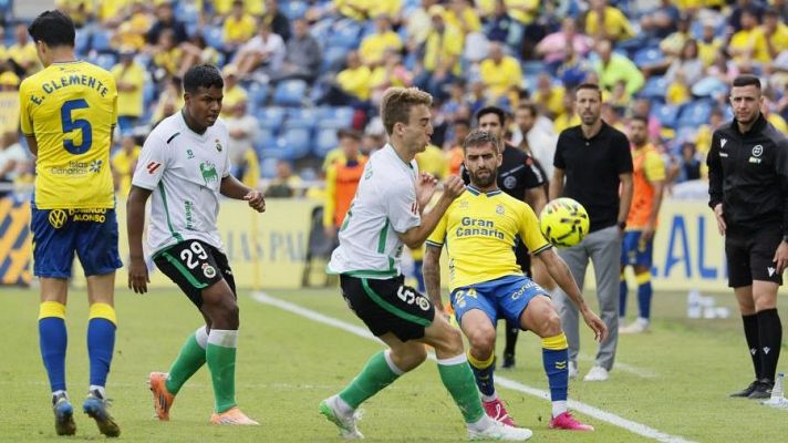 Resúmenes de LaLiga - UD Las Palmas - R. Racing C. Santander: resumen del partido de la 13ª jornada de Liga | Segunda