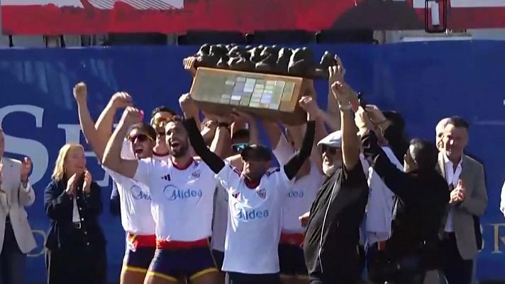 Los Deportes de La1 - El Sevilla gana la regata ante el Betis por primera vez en 14 años