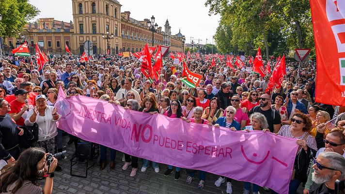 Telediario Fin de Semana - Miles de personas salen a la calle en varias ciudades de España para reivindicar la sanidad pública