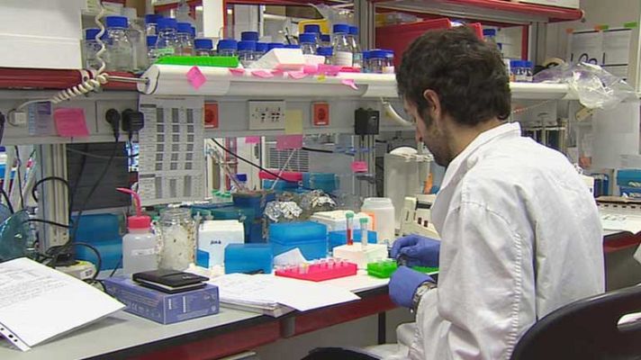 Telediario 1 - El Gobierno aprueba el Plan  Estatal de Investigación y de Estrategia de Ciencia e Innovación