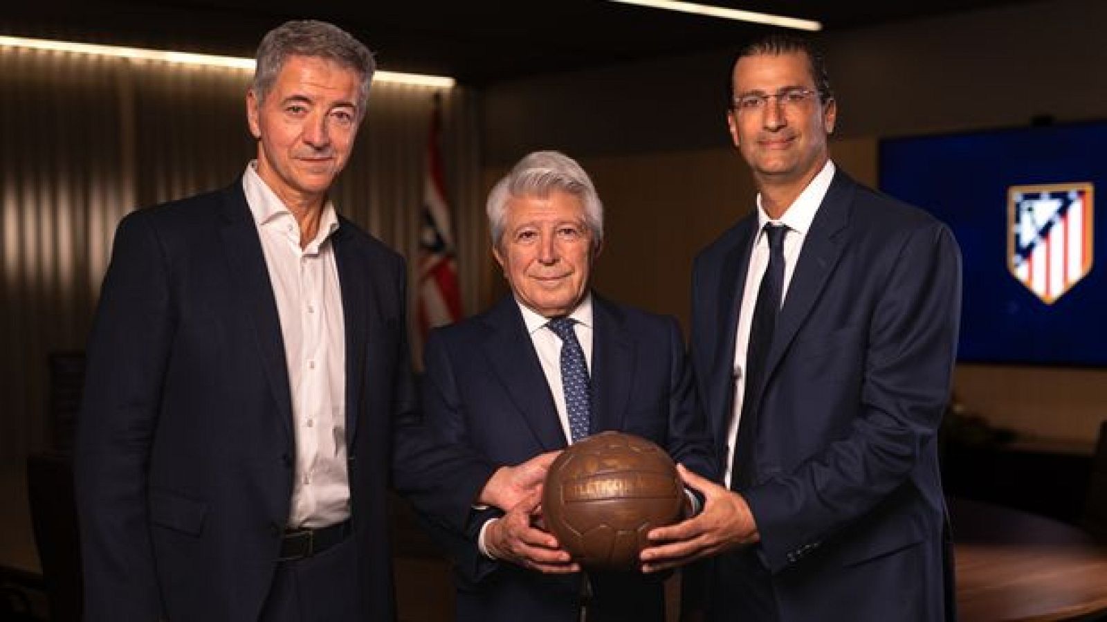 El fondo de inversión Apollo, nuevo accionista mayoritario del Atlético de Madrid - Informativo 24h | Ver