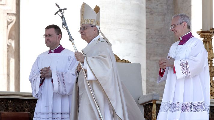 Telediario 1 - El último cónclave, el libro que desvela las anécdotas de la elección del papa León XIV