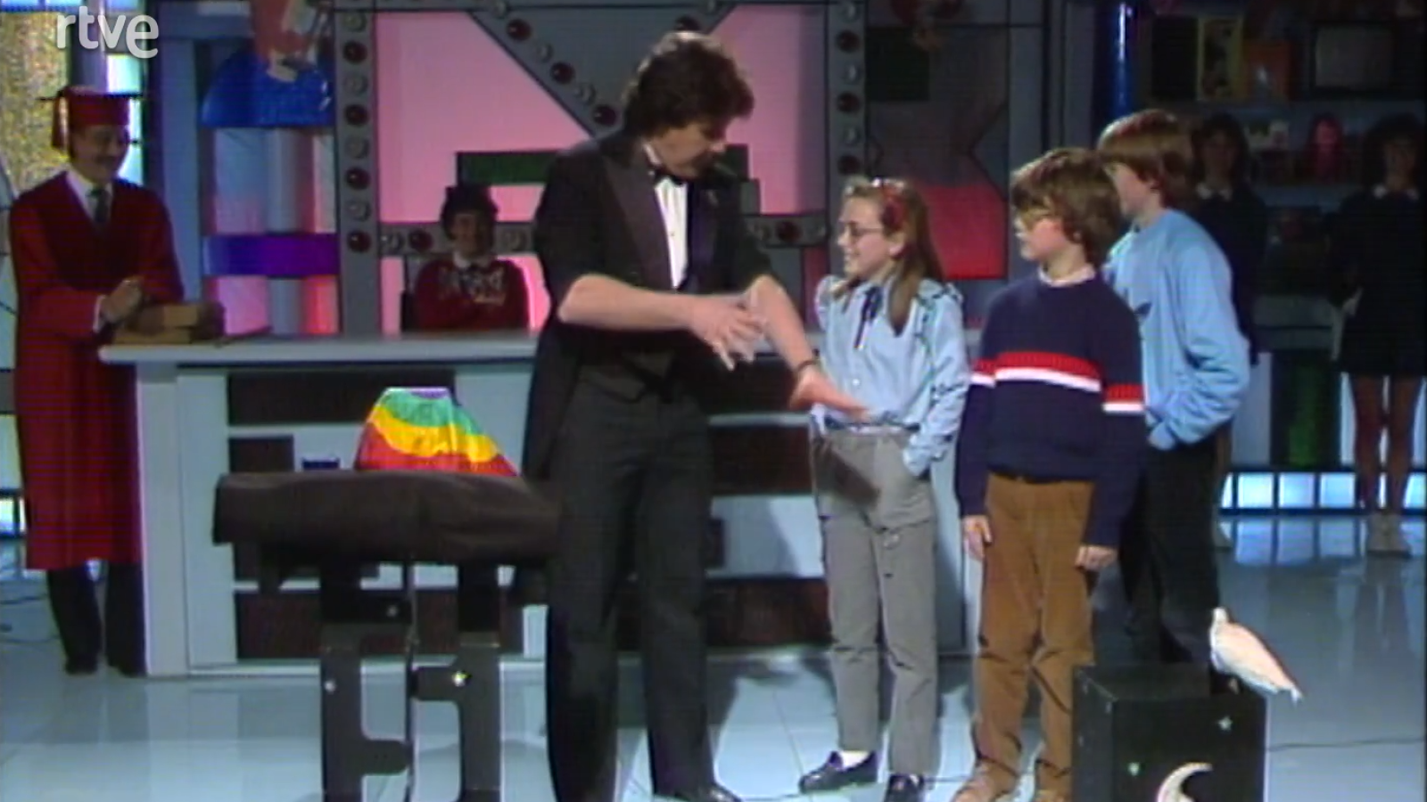 Los sabios - Ordenadores (Parte 01) - Los sabios | Ver