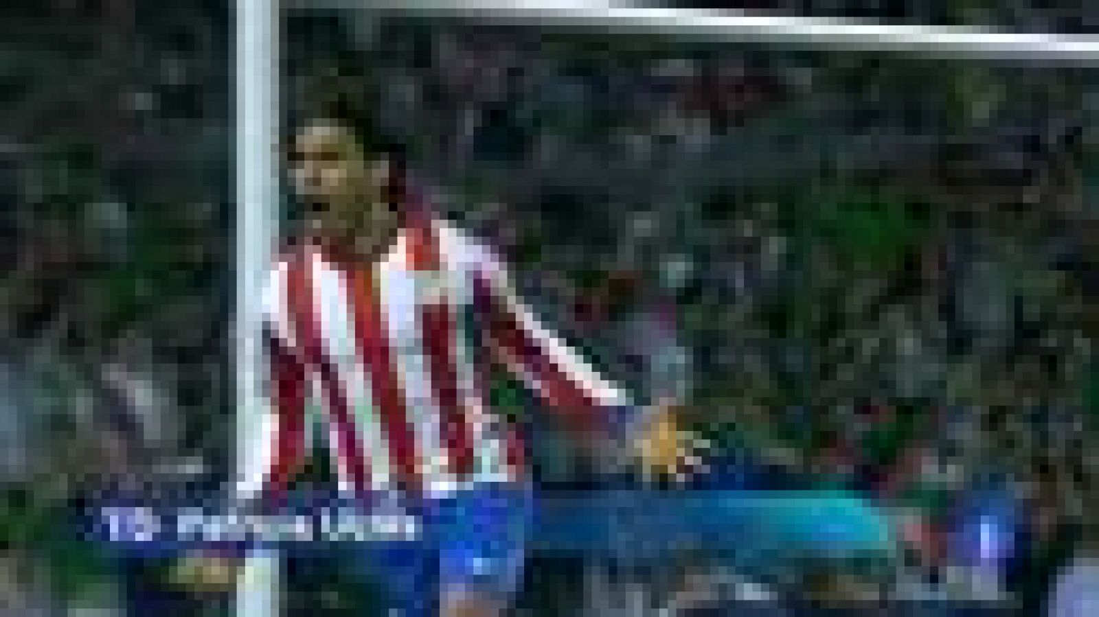 Falcao ha entrenado con el resto de sus compañeros del Atlético de Madrid pero Simeone quiere asegurarase que esté al 100 por cien y por eso no es seguro que juegue en Liga contra el Betis. El tigre se ha perdido los últimos partidos con su equipo y