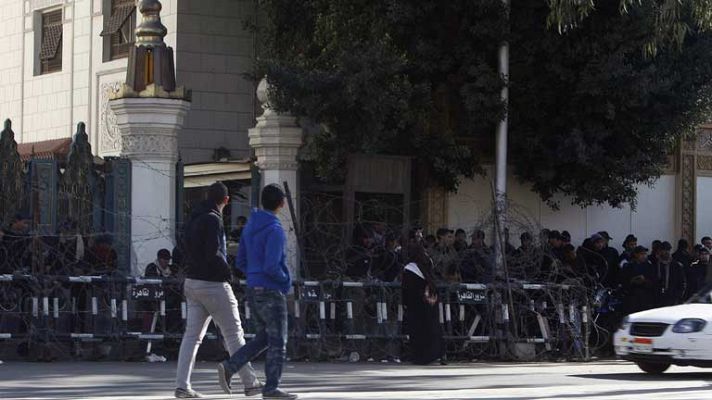 Telediario 1 - La oposición egipcia ha hecho un llamamiento para derrocar al Presidente Mursi