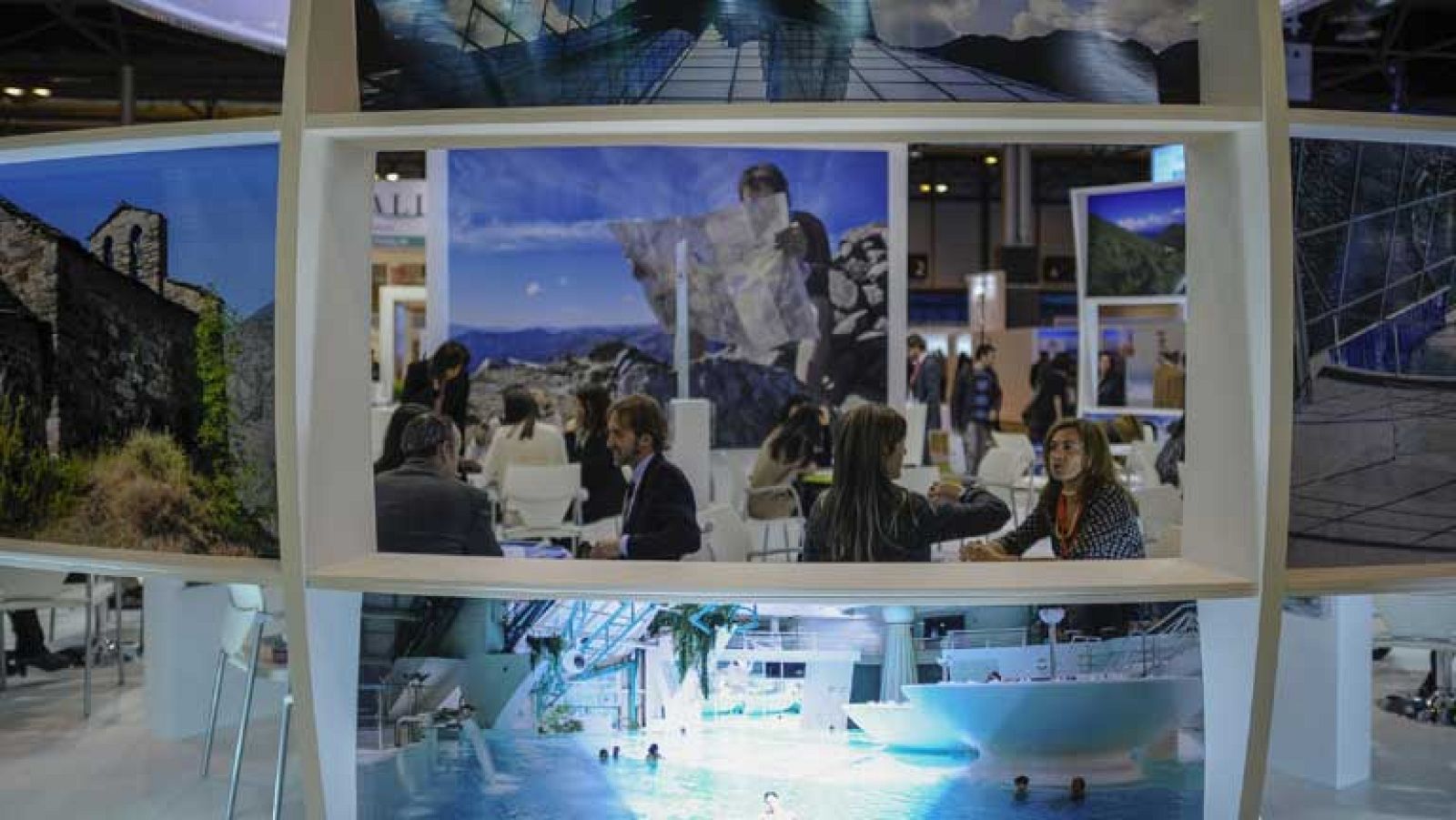 Informe Semanal: De la postal a la ¿tablet¿