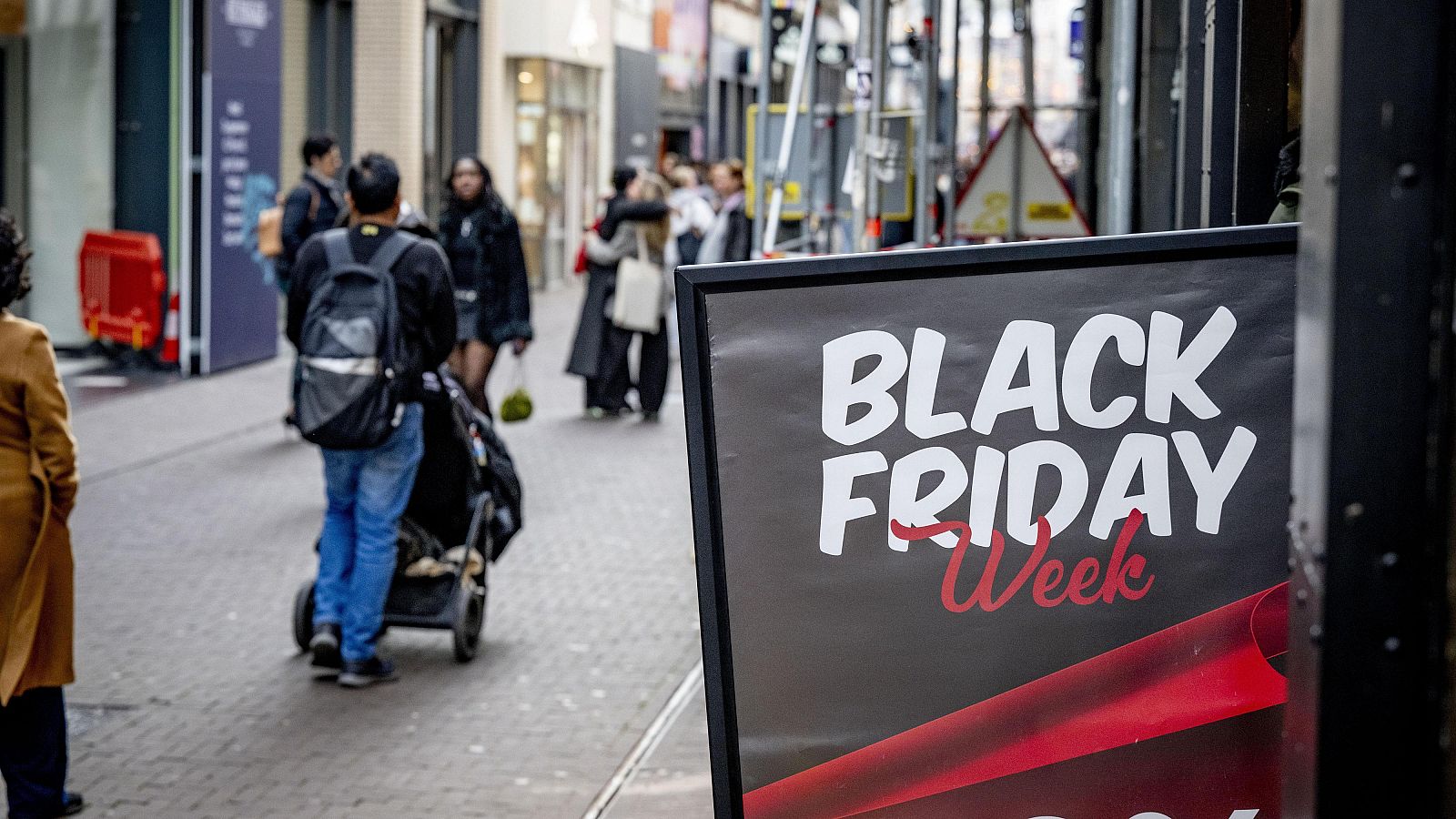 El Black Friday y la Navidad impulsan el consumismo en noviembre | Ver