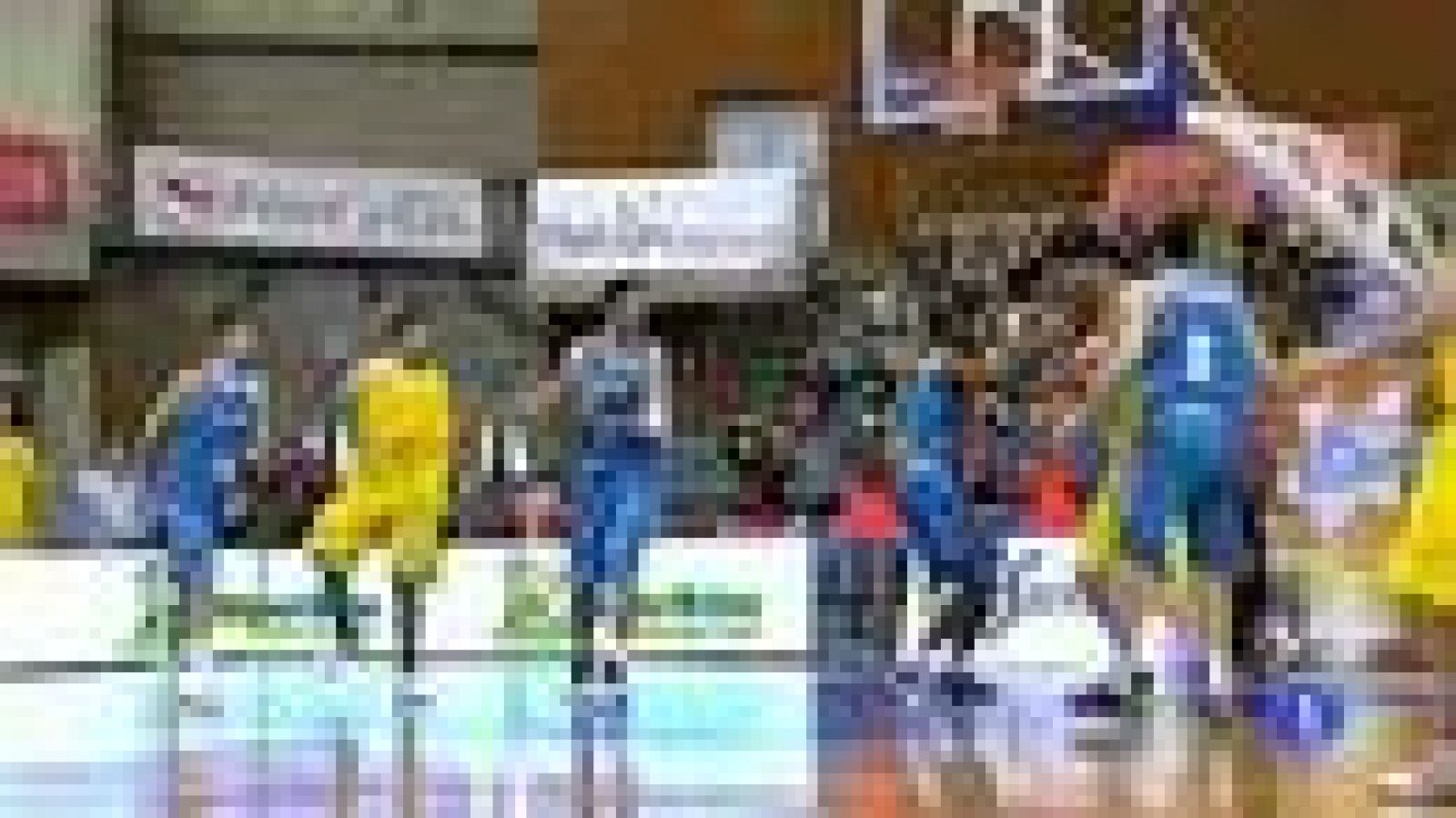 En la Liga Endesa de baloncesto, el Real Madrid sigue arrollador. Esta vez, ha ganado en Bilbao por veinte puntos de ventaja y sin Rudi Fernandez. La Liga se toma un respiro para dar paso a la Copa del Rey que podrán ver por Teledeporte a partir del