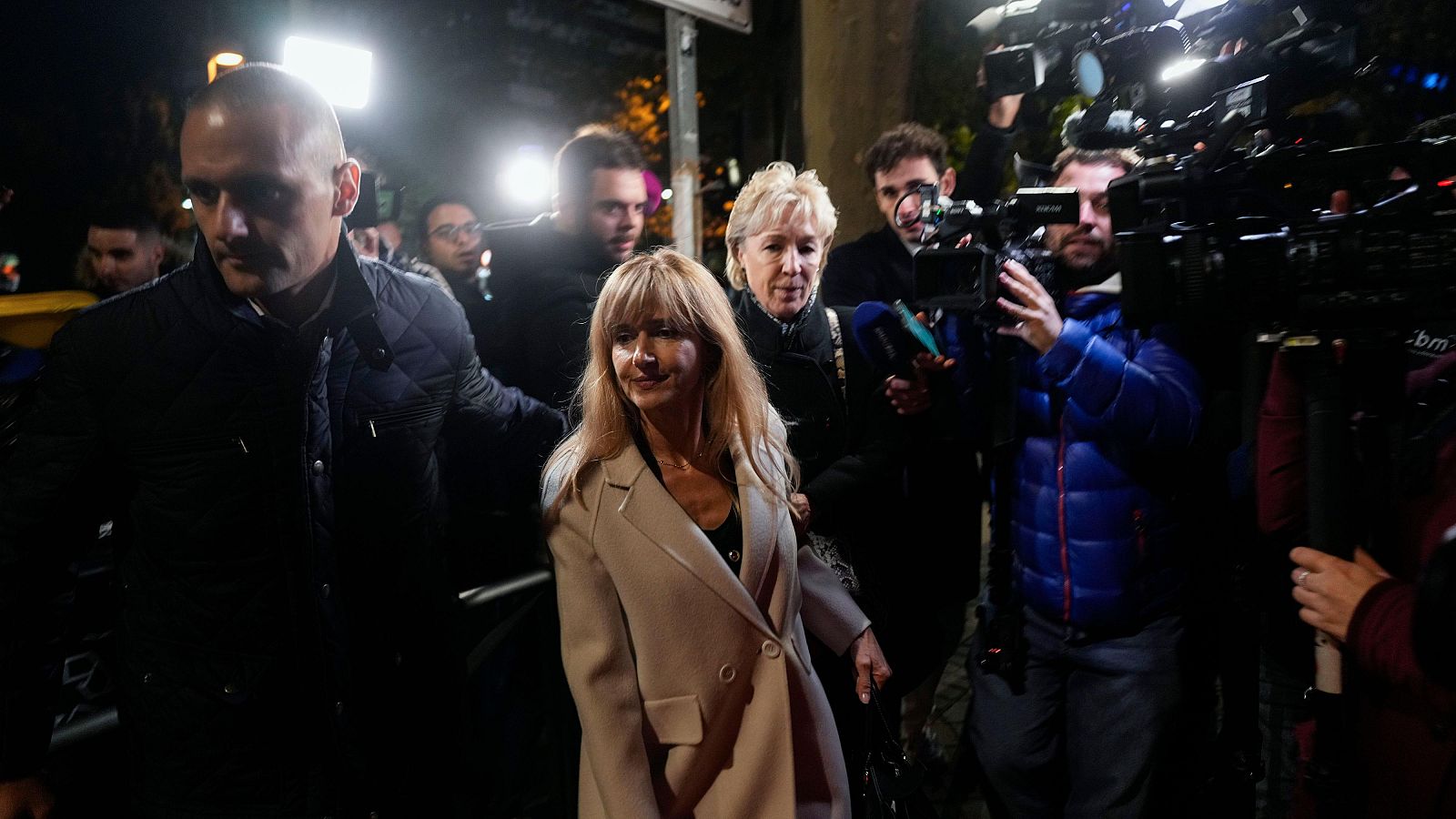 eCaso Begoña: el juez Peinado archiva la causa contra la alto cargo de Moncloa - Informativo 24h | Ver