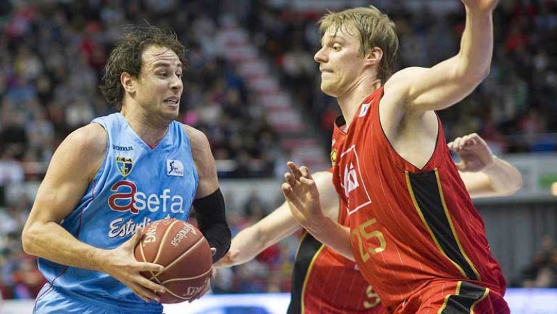 El conjunto colegial iguala al CAI en la clasificación tras una victoria en el Príncipe Felipe, con Carl English y Germán Gabriel como líderes. 