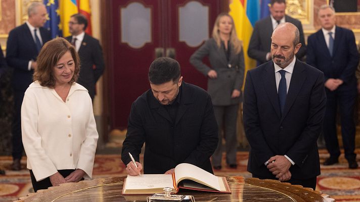Zelenski visita el Congreso de los Diputados en su tercer viaje a España - Modo Digital | Ver
