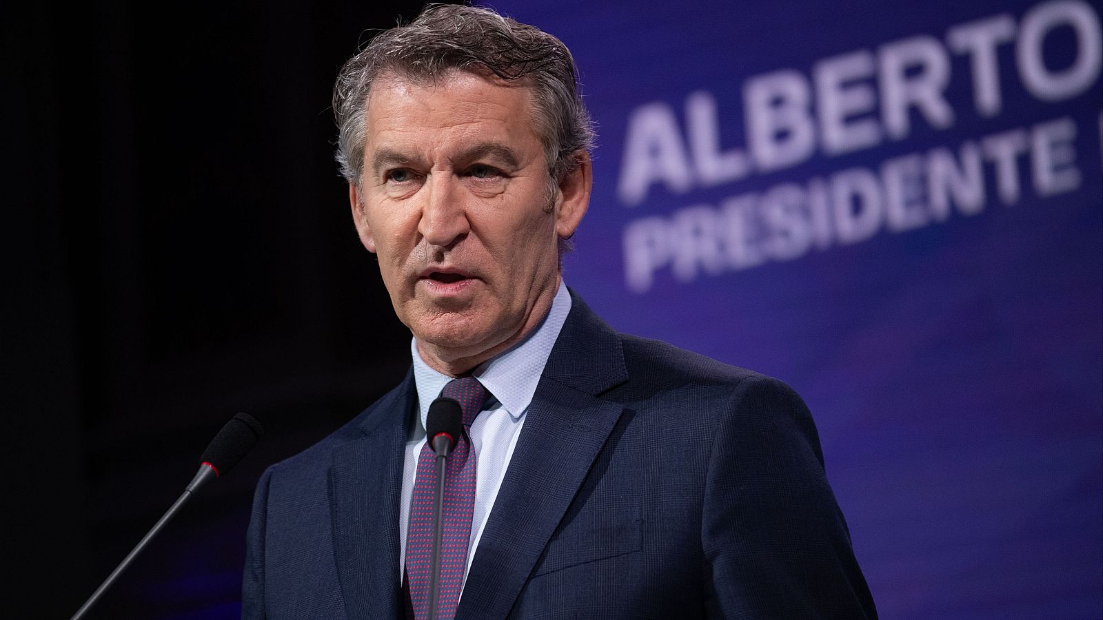 Feijóo critica el interrogatorio a Mazón en la comisión de la dana del Congreso - Informativo 24h | Ver