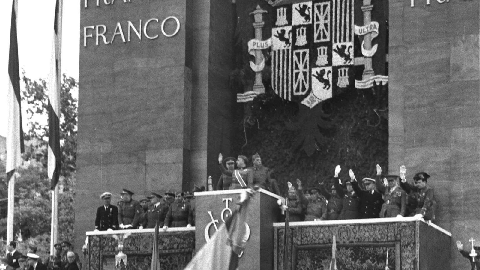 Las lagunas educativas sobre el franquismo, analizadas por profesores y alumnos | Ver