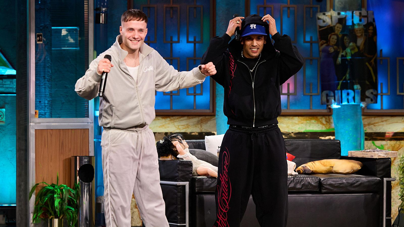 La Revuelta | FERNANDOCOSTA y GRECAS - "GRECOFERNANDA" - La Revuelta | Ver