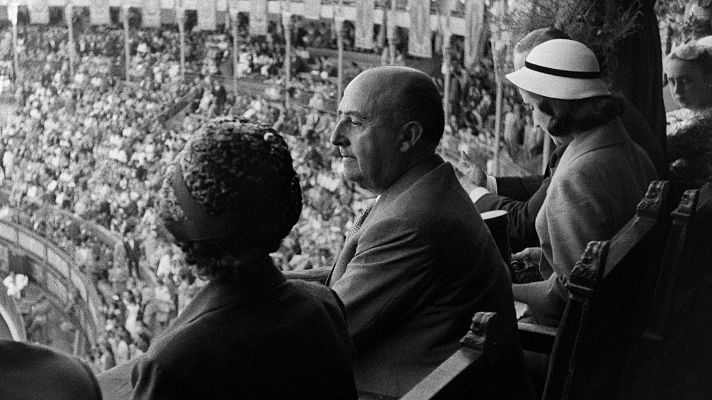 La noche en 24h - Mariano Sánchez Soler, autor de "La Familia Franco S.A.", sobre la dictadura: "Era una corrupción sistémica"