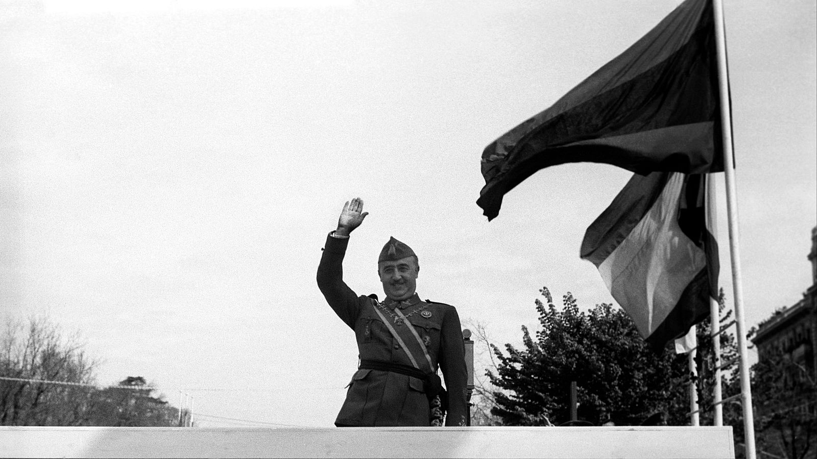 Así contó el Telediario las últimas horas de Franco - Telediario 2 | Ver