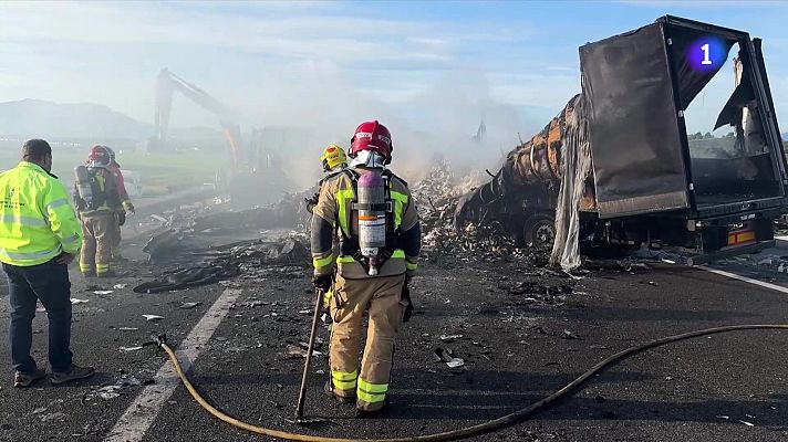 L'Informatiu - Trànsit limitarà la velocitat en el tram de l’AP-7 amb més sinistralitat