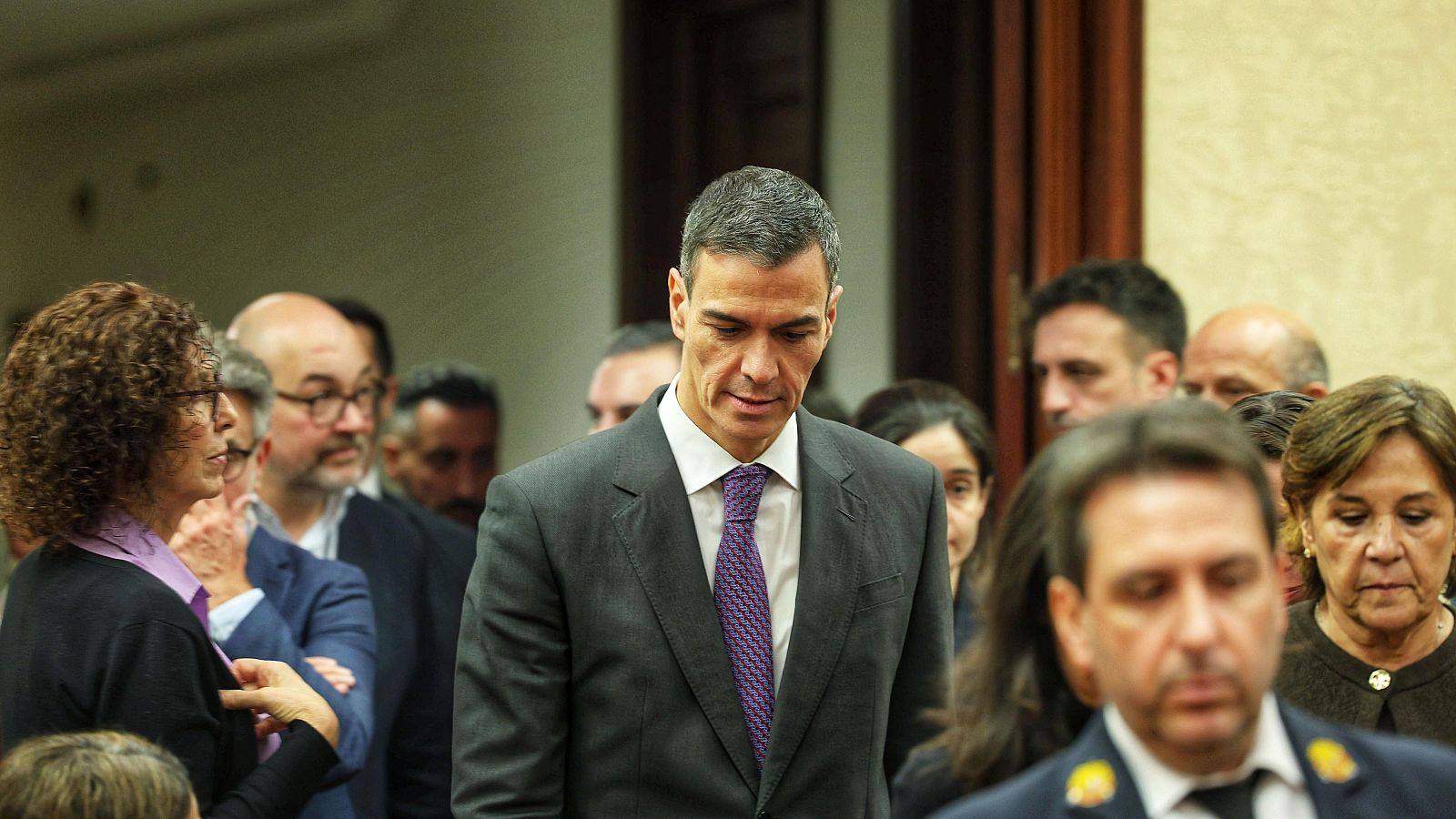 Sánchez: "La libertad que damos por sentada costó valentía" - La tarde en 24h | Ver