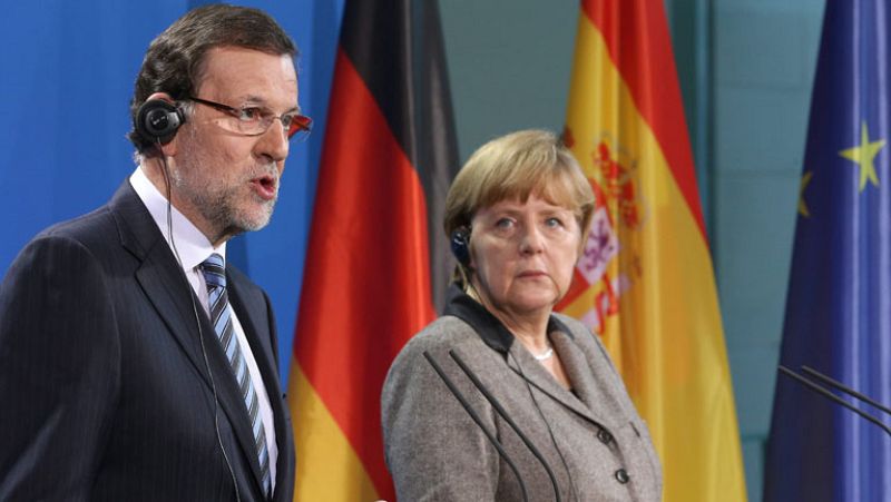 Rajoy insiste en que es falso lo que se publica sobre la presunta contabilidad B del partido popular