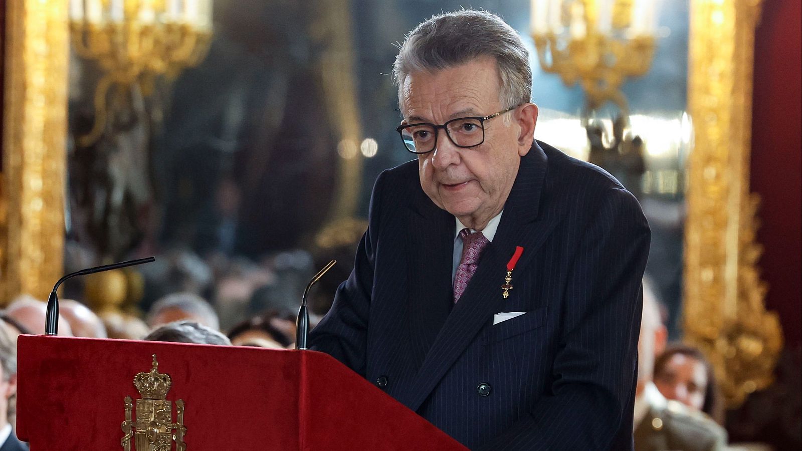 Miguel Herrero, tras recibir el Toisón de Oro: "Supone el reconocimiento de una tarea colectiva" - Informativo 24h | Ver