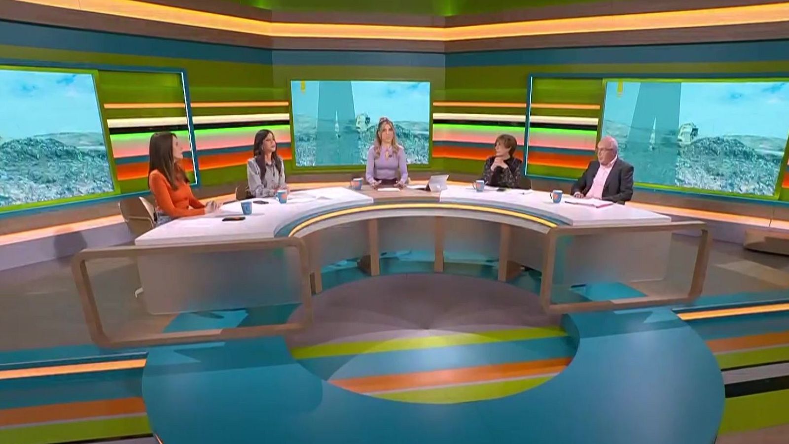 Abocadors plens, Tita Cervera i La Cheloteca - L'Altaveu - L'altaveu | Veure