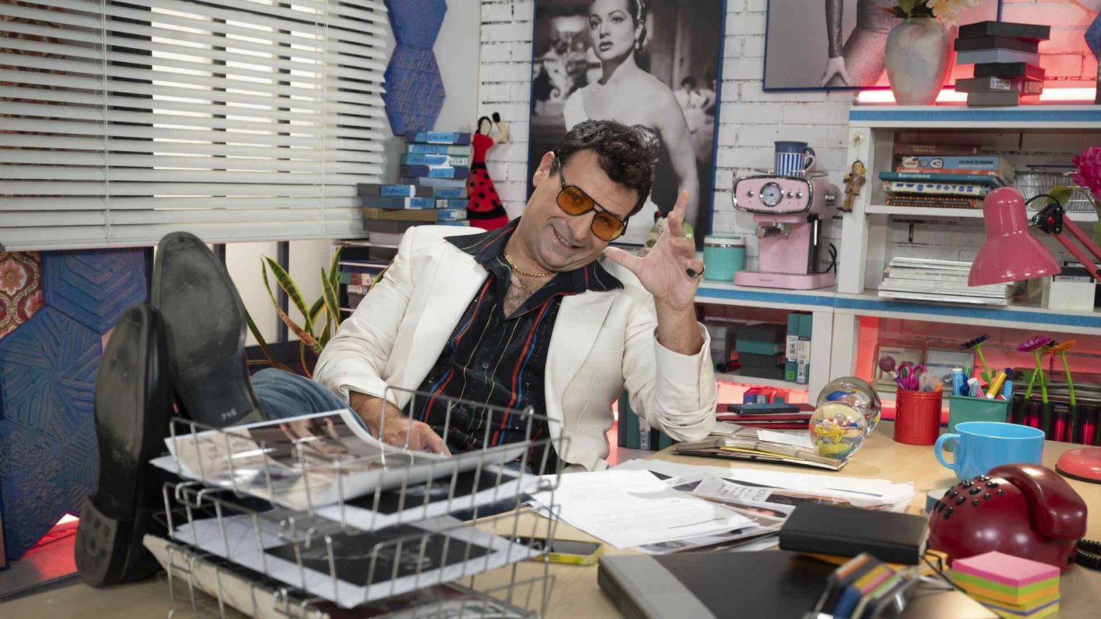 Cachitos de hierro y cromo - Divas divinas | Ver