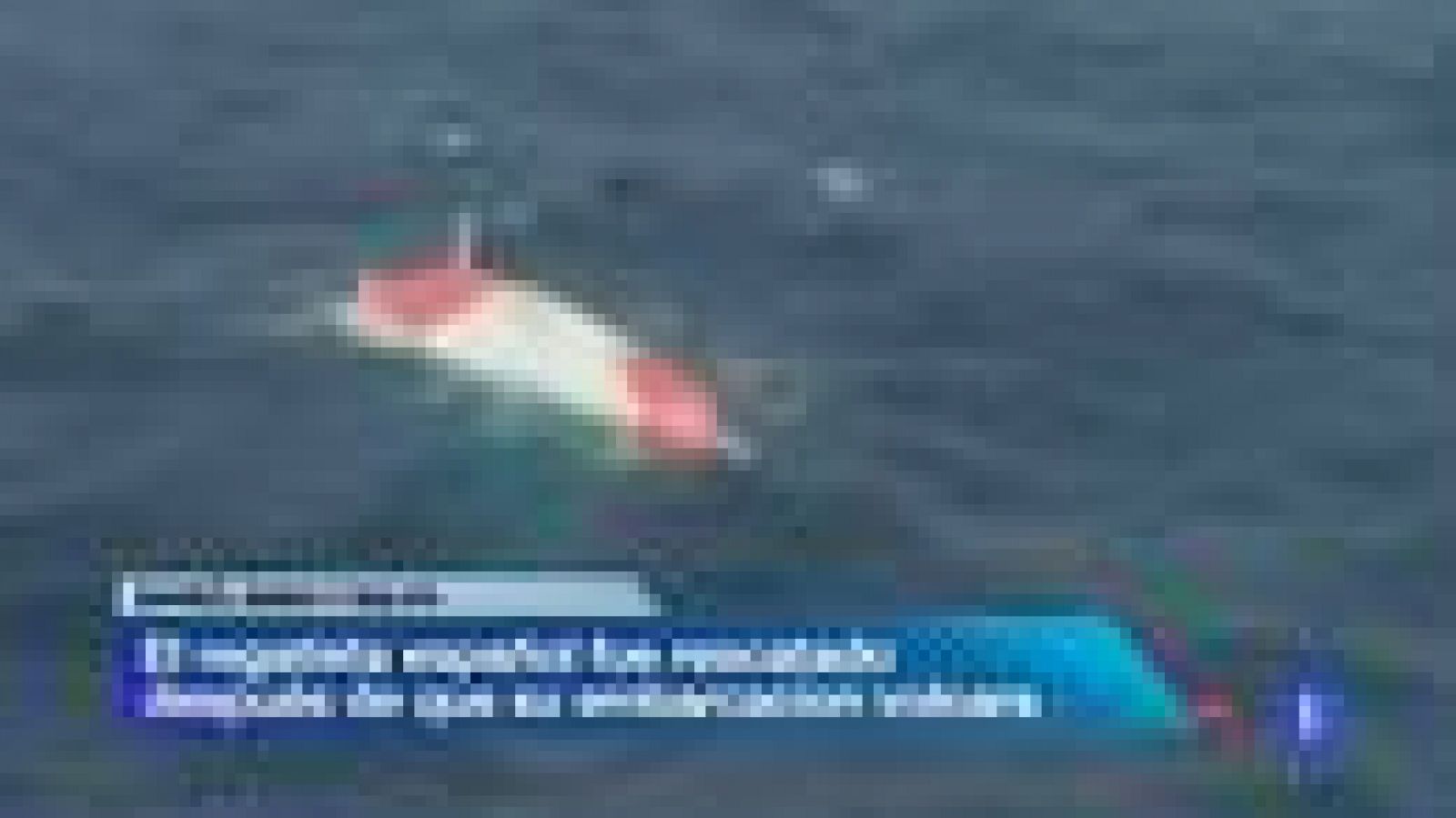 El regatista español Javier Sansó, que tuvo que ser rescatado la pasada noche en helicóptero tras volcar con su velero 'Acciona", llegó a una de las islas del archipiélago de las Azores y se encuentra bien, tras ser sometido a examen médico. Los orga