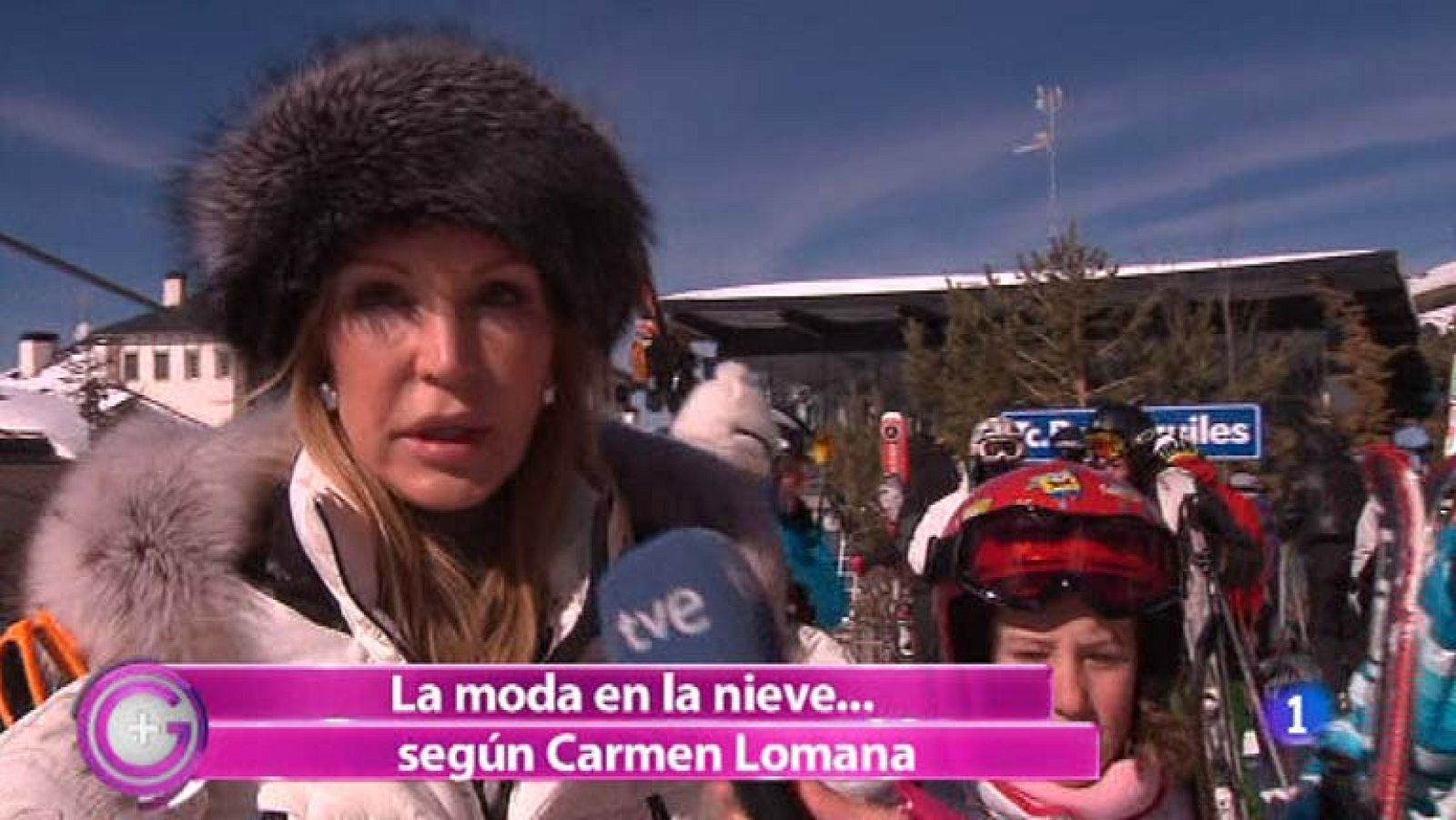Esquiando en la nieve con Carmen Lomana