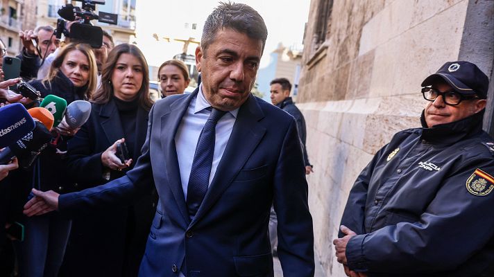 Telediario 1 - Mazón recalca que fue directo desde el parking a la Generalitat el día de la dana