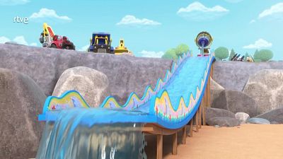 El equipo construye un puente surfero - Equipo Rubble | Ver