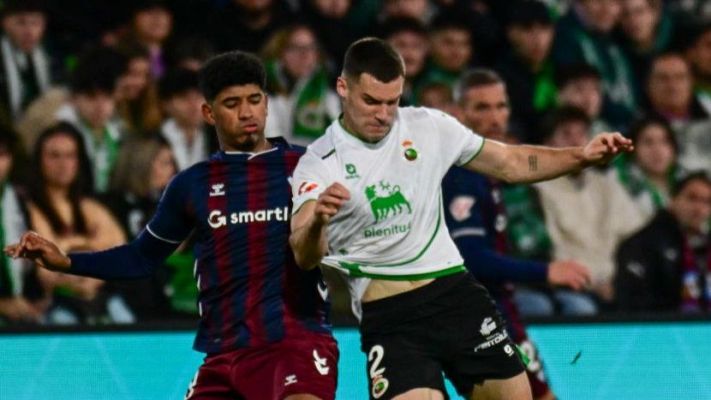 Resúmenes de LaLiga - Real Racing C Santander - SD Éibar: resumen del partido de la 16ª jornada de Liga | Segunda