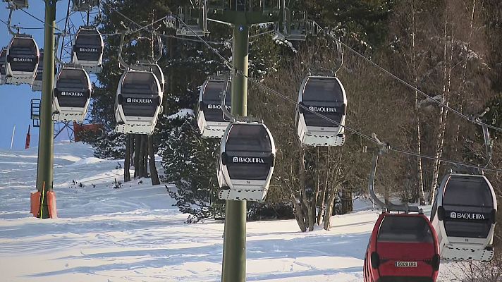 L'Informatiu - Baqueira obre la temporada d'esquí amb un inici excepcional de neu