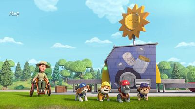 El equipo construye una estación de reciclaje - Equipo Rubble | Ver