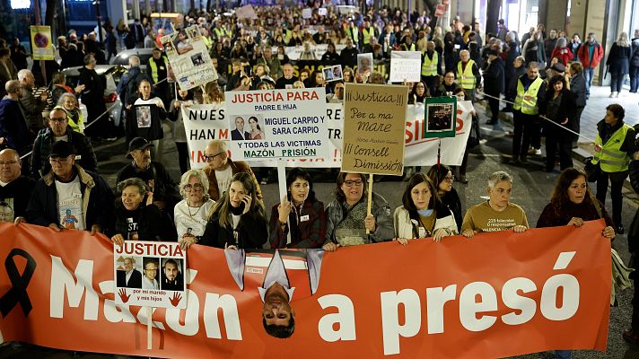 Informativo 24h - Una nueva manifestación en Valencia exige a Mazón que renuncie a ser diputado y se ponga a disposición de la jueza