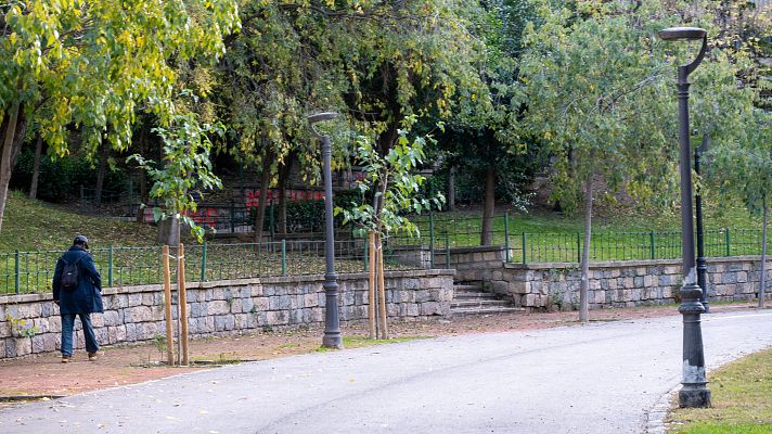 Telediario Fin de Semana - La Policía investiga la muerte de dos adolescentes halladas sin signos de violencia en un parque de Jaén
