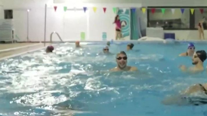 Mañaneros 360 - Natación artística después de los 50