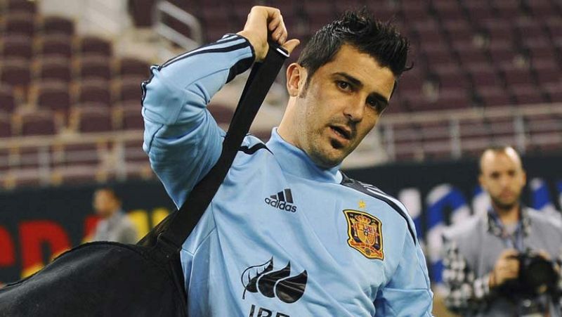 En la selección española se habla de la posible marcha de Villa al Arsenal, a final de temporada. Los dos españoles que juegan allí ahora, Cazorla y Monreal, estarían encantados con la llegada del 'Guaje'.