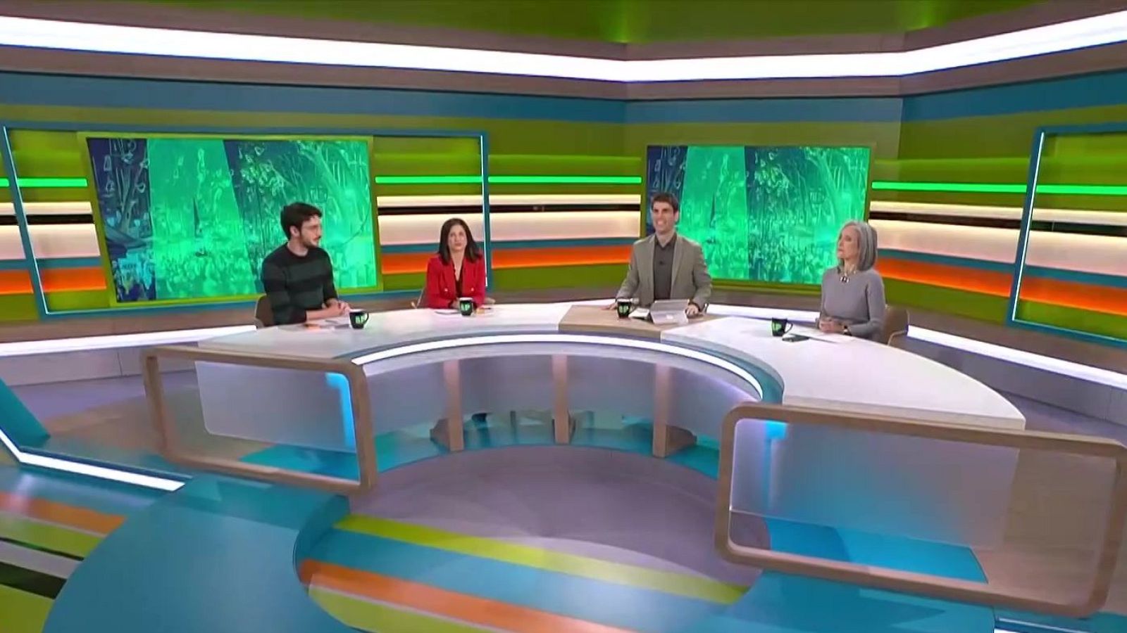 Nadal a Barcelona, Junts i el rei emèrit - L'Altaveu al pati - L'altaveu al pati | Veure