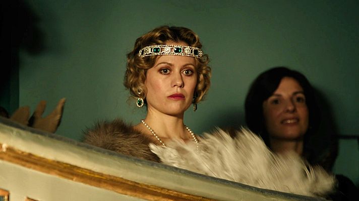 ENA. La reina Victoria Eugenia - La reina se enfrenta a todos en el próximo capítulo