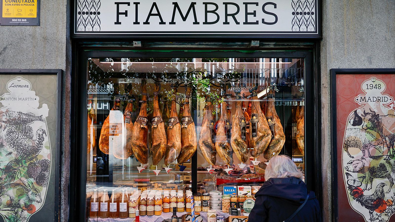 La peste porcina llegó a España por primera vez en 1960 - Telediario 1 | Ver