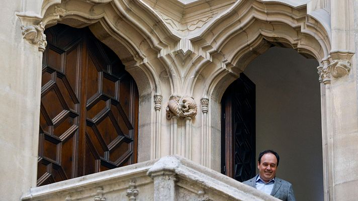 L'informatiu - Comunitat Valenciana - Juanfran Pérez Llorca mantiene a 8 consellers e introduce 3 caras nuevas